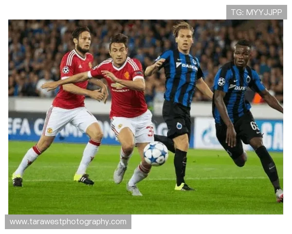 阿什利·扬传中能力持续提升，边路进攻表现稳健