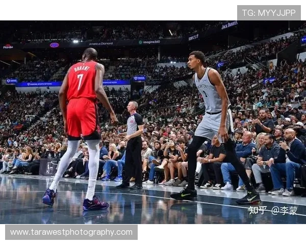 巴恩斯挡拆制造错位胜过西亚卡姆提升关键组织效率